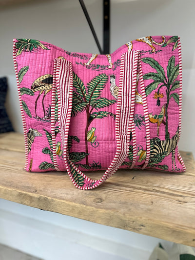 Quilted Weekender Bag - Pink Jungle - Hauslife