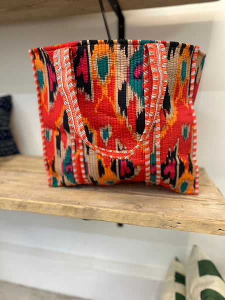 Quilted Weekender Bag - Red Ikat - Hauslife